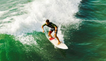 爱游戏中国-曼联青训主管直言，青训球员晋升一线队当以实力为先，非仅延续传统
